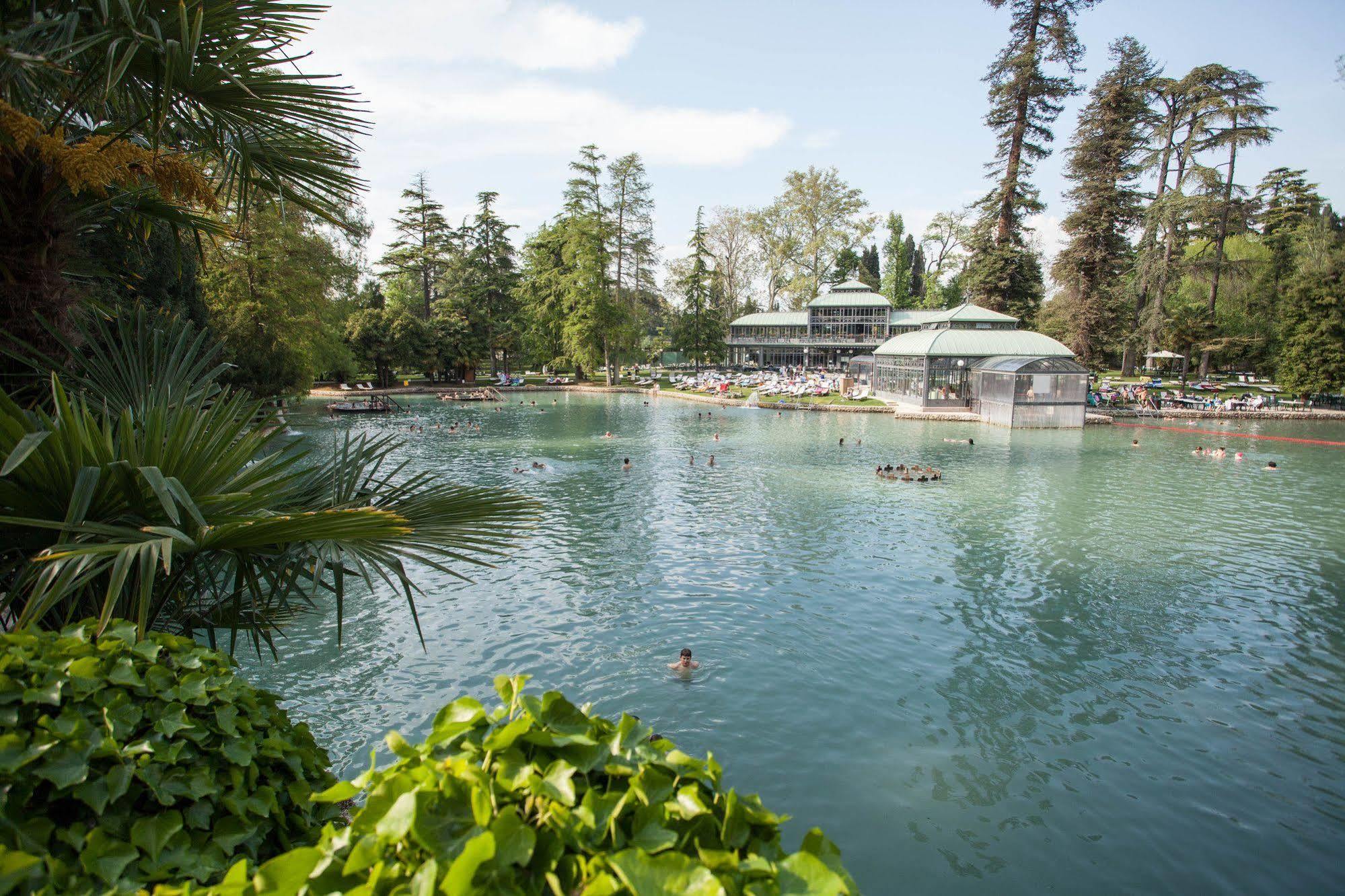 Parco Termale Di Villa Dei Cedri Lazise Exterior foto